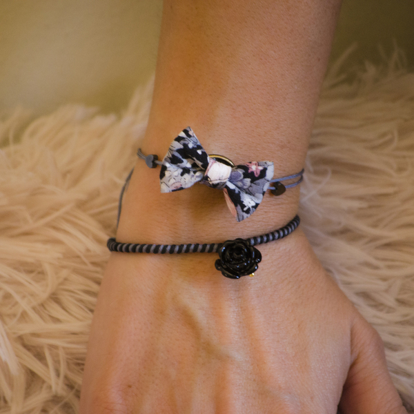 Bow Bracelets Set Black Floral - ημιπολύτιμες πέτρες, ημιπολύτιμες πέτρες, ύφασμα, φιόγκος, charms, νήμα, τριαντάφυλλο, αιματίτης, βραχιόλι, βραχιόλια, κορδόνια, χειροποίητα, φλοράλ, romantic, σετ, faux bijoux, αυξομειούμενα, σετ κοσμημάτων - 2