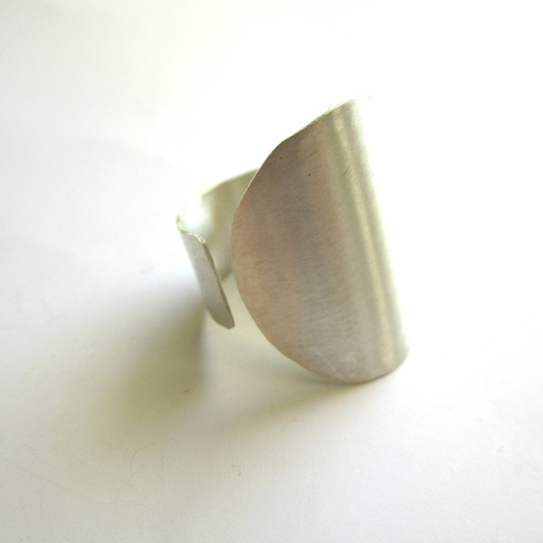 basic silver racket ring| χειροποιητο δαχτυλιδι ασημι minimal - statement, chic, μονόχρωμες, fashion, vintage, κλασσικό, μόδα, ιδιαίτερο, μοναδικό, μοντέρνο, ασήμι 925, μέταλλο, χειροποίητα, σφυρήλατο, εντυπωσιακό, minimal, must, ασημένια, unisex, ευκολοφόρετο, διαχρονικό, amano, contemporary, μεγάλα, trend, αυξομειούμενα