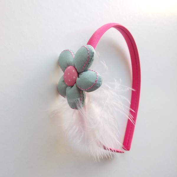 Παιδική Σατέν Στέκα Μαλλιών με Λουλούδι Μαργαρίτα και Λευκό Φτερό - κορίτσι, δώρο, στέκες μαλλιών παιδικές, αξεσουάρ μαλλιών, στέκες - 5