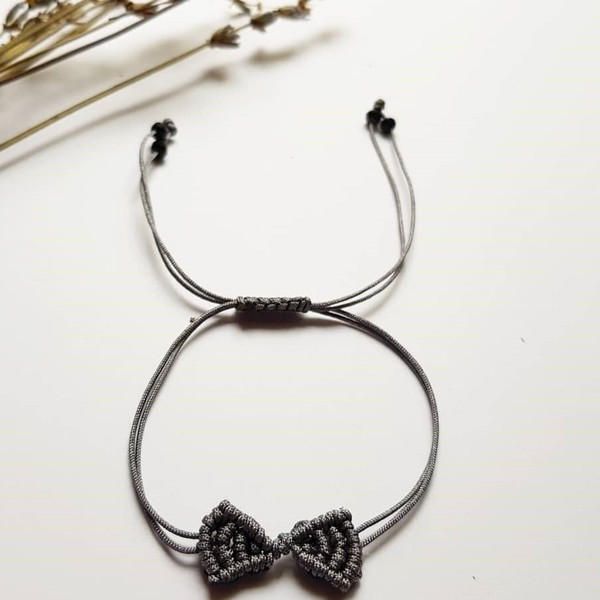 Μίνιμαλ μακραμέ βραχιόλι "φιόγκος" - φιόγκος, μακραμέ, κορδόνια, χάντρες, χεριού, αυξομειούμενα - 3