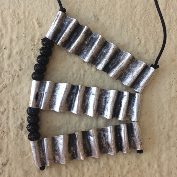 Μακρύ κολιέ από μέταλλο και δέρμα - δέρμα, επάργυρα, μακριά, λουλούδι, μεγάλα - 5