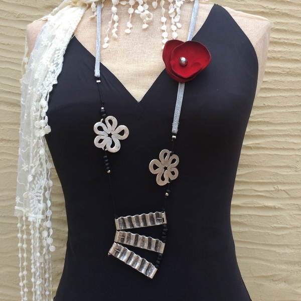 Μακρύ κολιέ από μέταλλο και δέρμα - δέρμα, επάργυρα, μακριά, λουλούδι, μεγάλα - 2