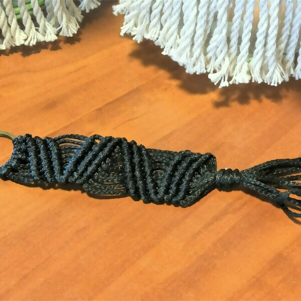 Macrame μπρελοκ - μπομπονιερα Μ35 - γενέθλια, δώρα αγίου βαλεντίνου, γιορτή της μητέρας, πλεκτά - 3
