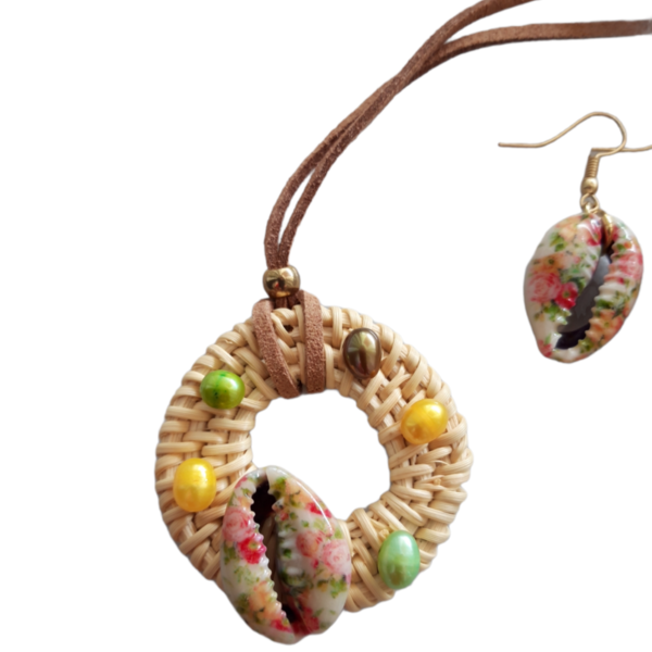 Σετ με λουλουδατα κοχύλια. - αιματίτης, κοχύλι, μακραμέ, σετ δώρου - 2