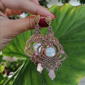 Hydriad: boho μακραμέ σκουλαρίκια με φεγγαρόπετρα και κρύσταλλα - ημιπολύτιμες πέτρες, ορείχαλκος, μακραμέ, boho, μεγάλα - 2