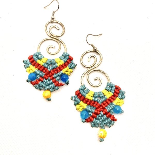 Σκουλαρίκια μακραμέ σε χειροποίητη βάση από αλπακά - ημιπολύτιμες πέτρες, αλπακάς, μακραμέ, boho, κρεμαστά