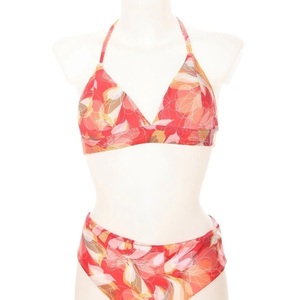 Μαγιό τρίγωνο εμπριμέ κόκκινο-με ψιλόμεσο bikini