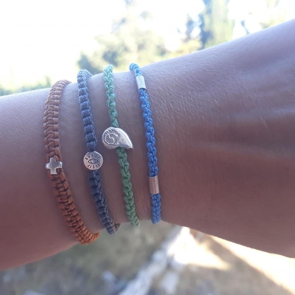 Μακραμέ unisex λεπτό βραχιόλι με κυλινδρικές μπάρες και κουμπί από ασήμι 925 - ασήμι 925, μακραμέ, σταθερά, ζευγάρια, χεριού - 3