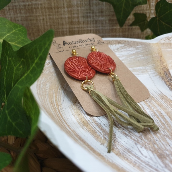 " Mystic Suede II" I Χειροποίητα κρεμαστά σκουλαρίκια από πολυμερικό πηλό με στοιχεία suet - 9,5 cm - χρώμα χάλκινο / χακί - πηλός, μακριά, κρεμαστά, φθηνά - 3