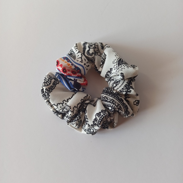 makeba handmade ασπρόμαυρο scrunchie με λαχούρι - ύφασμα, λαστιχάκια μαλλιών - 2