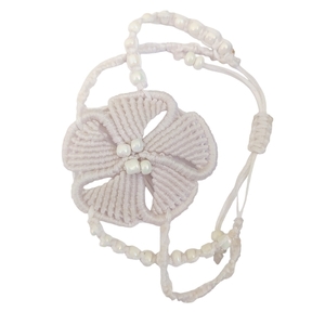 Boho βραχιόλι macrame Λευκό λουλουδι και περλε χάντρες fifirixtra handmade - μακραμέ, κορδόνια, μαμά, λουλούδι, boho - 2