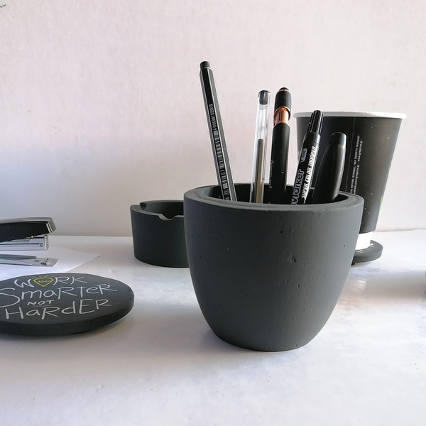 Σετ4τεμ γραφείου Work Smarter από τσιμέντο ανθρακί τασάκι/σουβέρ/μολυβοθήκη - σουβέρ, σετ δώρου, αξεσουάρ γραφείου, ειδη δώρων - 3