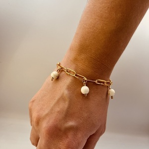 "Howlite on Links" Βραχιόλι με λευκό χαολίτη - ημιπολύτιμες πέτρες, επιχρυσωμένα, boho, χεριού, αυξομειούμενα - 4
