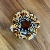 Tiny 20240703144734 f7c723b3 saten scrunchie iliotropia