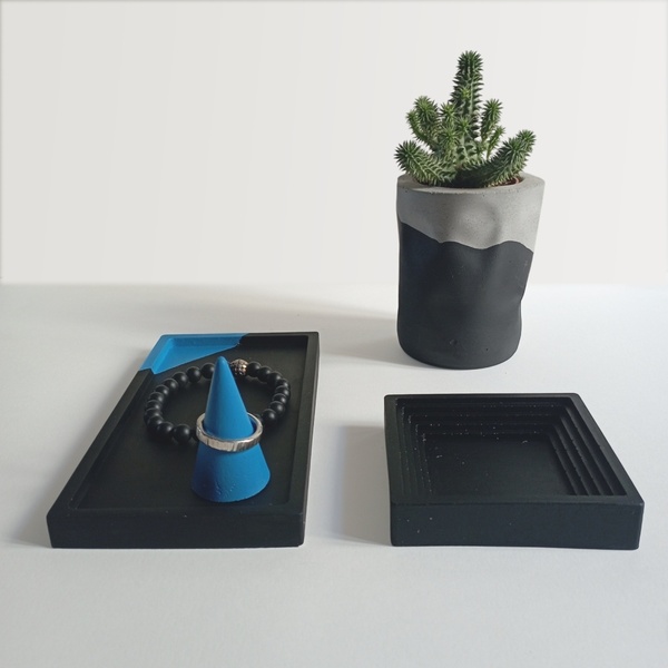 Tσιμεντένιος δίσκος και σταντ 1.5 X 9.0 X 17.5 //sara tatsu P - design, τσιμέντο, σκυρόδεμα, πιατάκια & δίσκοι - 5