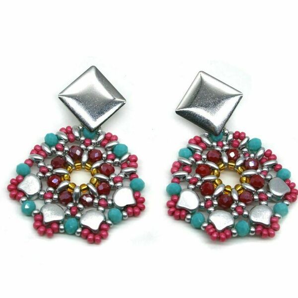 S151 - γυαλί, χάντρες, ατσάλι, μεγάλα, καρφάκι