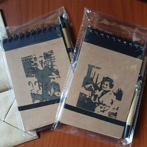 Ένα σετ που λέει "είμαι ξεχωριστός!" Μπλοκ, στυλό & σελιδοδείκτης με custom laser χάραξη — για σένα ή για δώρο που ξεχωρίζει ✨ - τετράδια & σημειωματάρια - 5