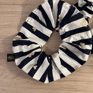 Scrunchie navy heart - ύφασμα, λαστιχάκια μαλλιών