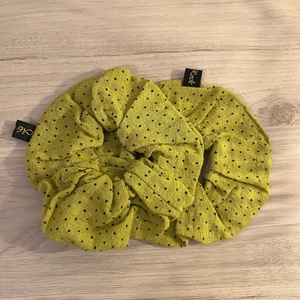 Scrunchie dot lime - ύφασμα, λαστιχάκια μαλλιών - 2