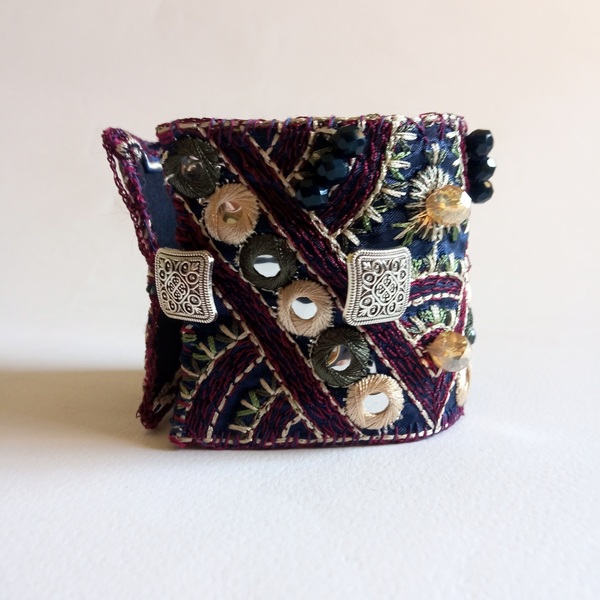 Χειροποίητο βραχιόλι boho από ύφασμα και κρύσταλλα - ύφασμα, χειροποίητα, boho, χεριού, αυξομειούμενα - 4