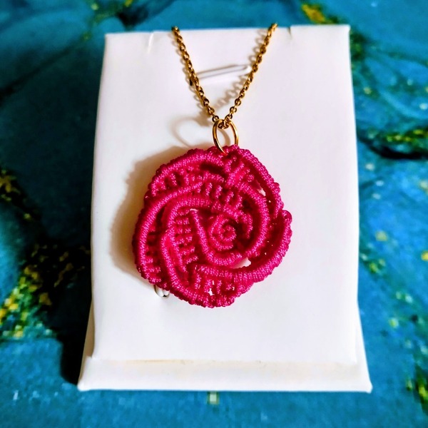 Χειροποίητο κολιέ boho τριαντάφυλλο micro macrame - επιχρυσωμένα, κοντά, λουλούδι, ατσάλι, boho - 5