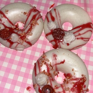 Wax melts Donuts με σιρόπι βατομουρο