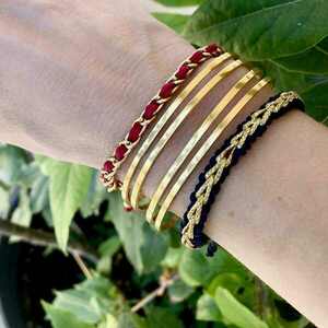 Μακραμέ βραχιόλι σε διάφορα χρώματα και κεντρικό σχέδιο αλυσίδα με χρυσό κορδόνι - κορδόνια, ατσάλι, αυξομειούμενα - 3