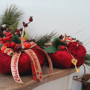 Χειροποίητη βελούδινη κολοκύθα γούρι - βελούδο, ρόδι, δασκάλα, κολοκύθα, γούρια - 2