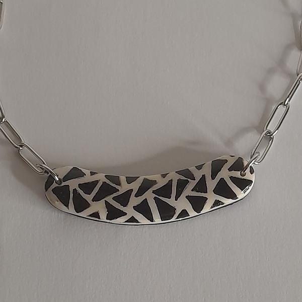 Χειροποίητο κολιέ black triangles - πηλός, κοντά