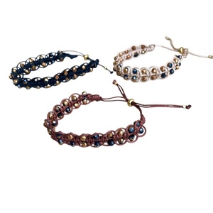 Βραχιόλι μακραμέ με πολυγωνικές χάντρες 4mm με μπεζ, καφέ ή μαύρο κορδόνι - μακραμέ, κορδόνια, χάντρες, boho